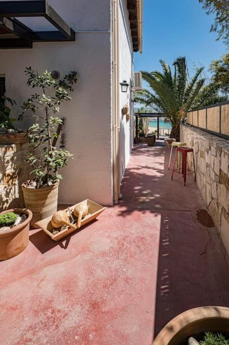 Sea And Sun Metaxy Mas, Brand-New, Beachfront ! Chania  Buitenkant foto